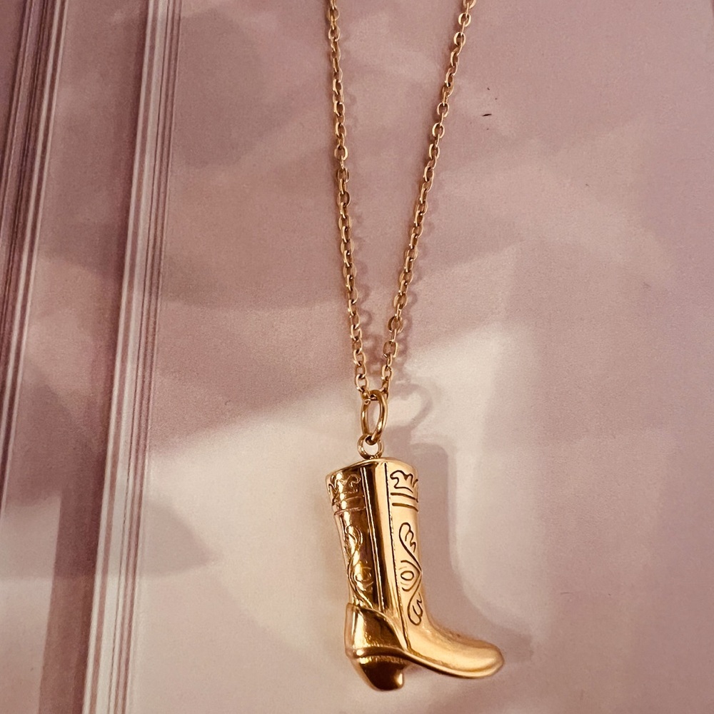 High End Cowgirl 👢 Boot  Necklace tarnish proof